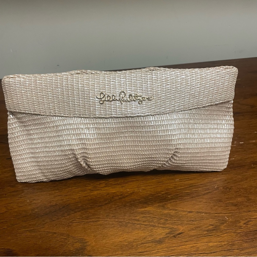 Lilly Pulitzer Cream Textured Kelsey Clutch
